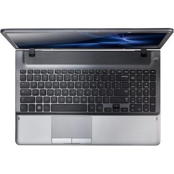 Laptop Refurbished Samsung 355V5C-A0EUK AMD A8-4500M 1.90GHz 4GB DDR3 320GB HDD DVD-RW Webcam 15.6 Inch